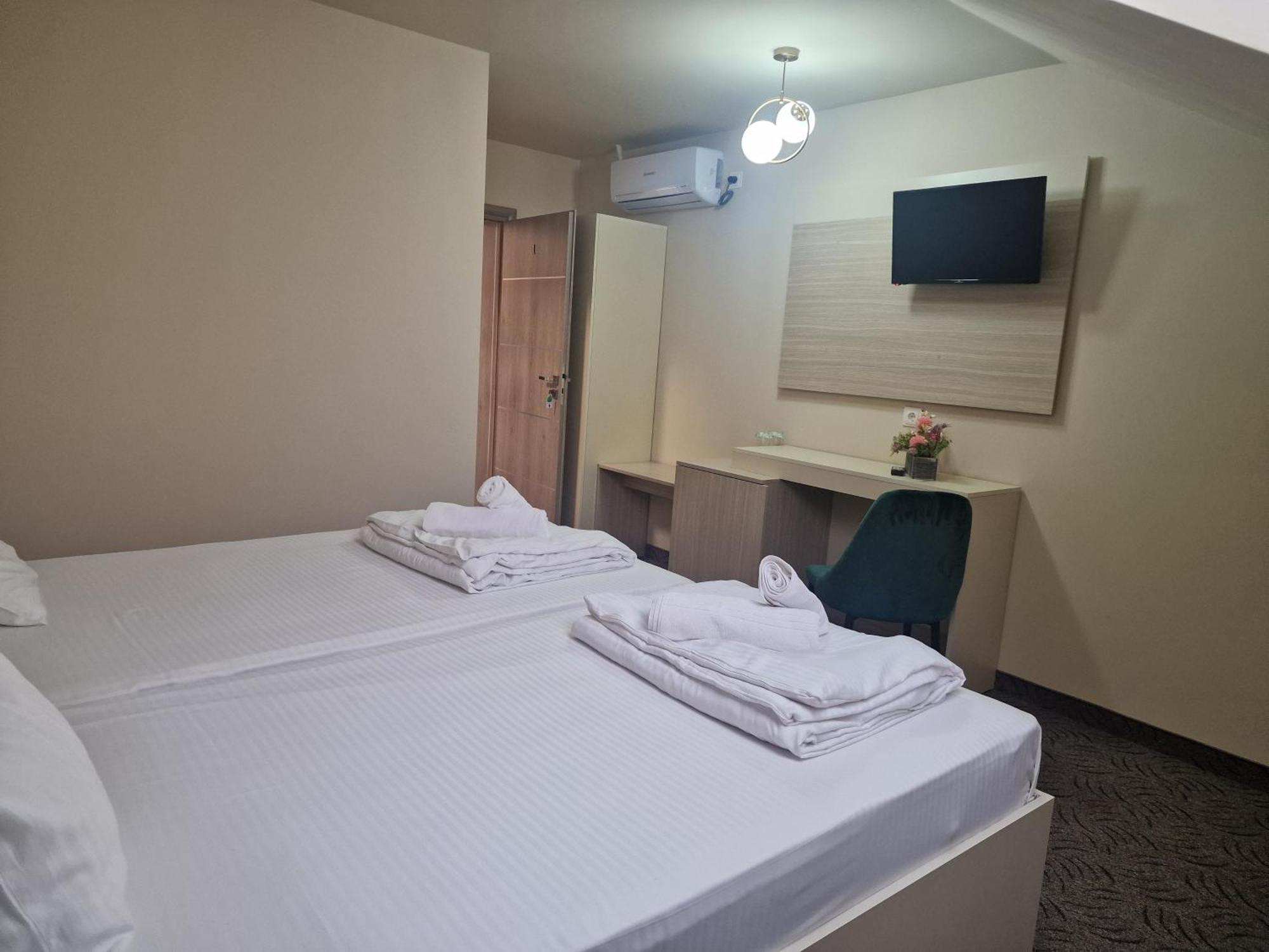 Motel Laguna بيوش المظهر الخارجي الصورة