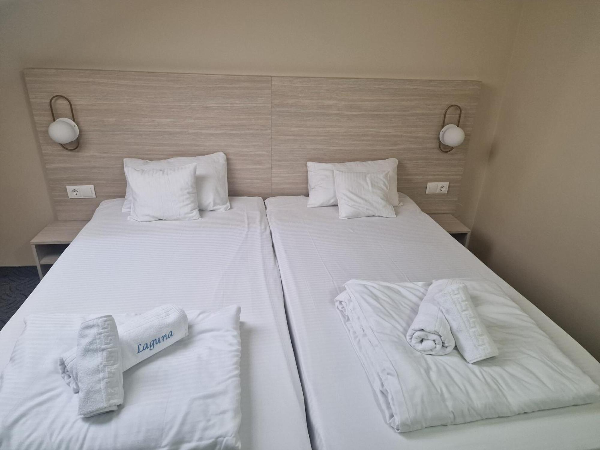 Motel Laguna بيوش المظهر الخارجي الصورة