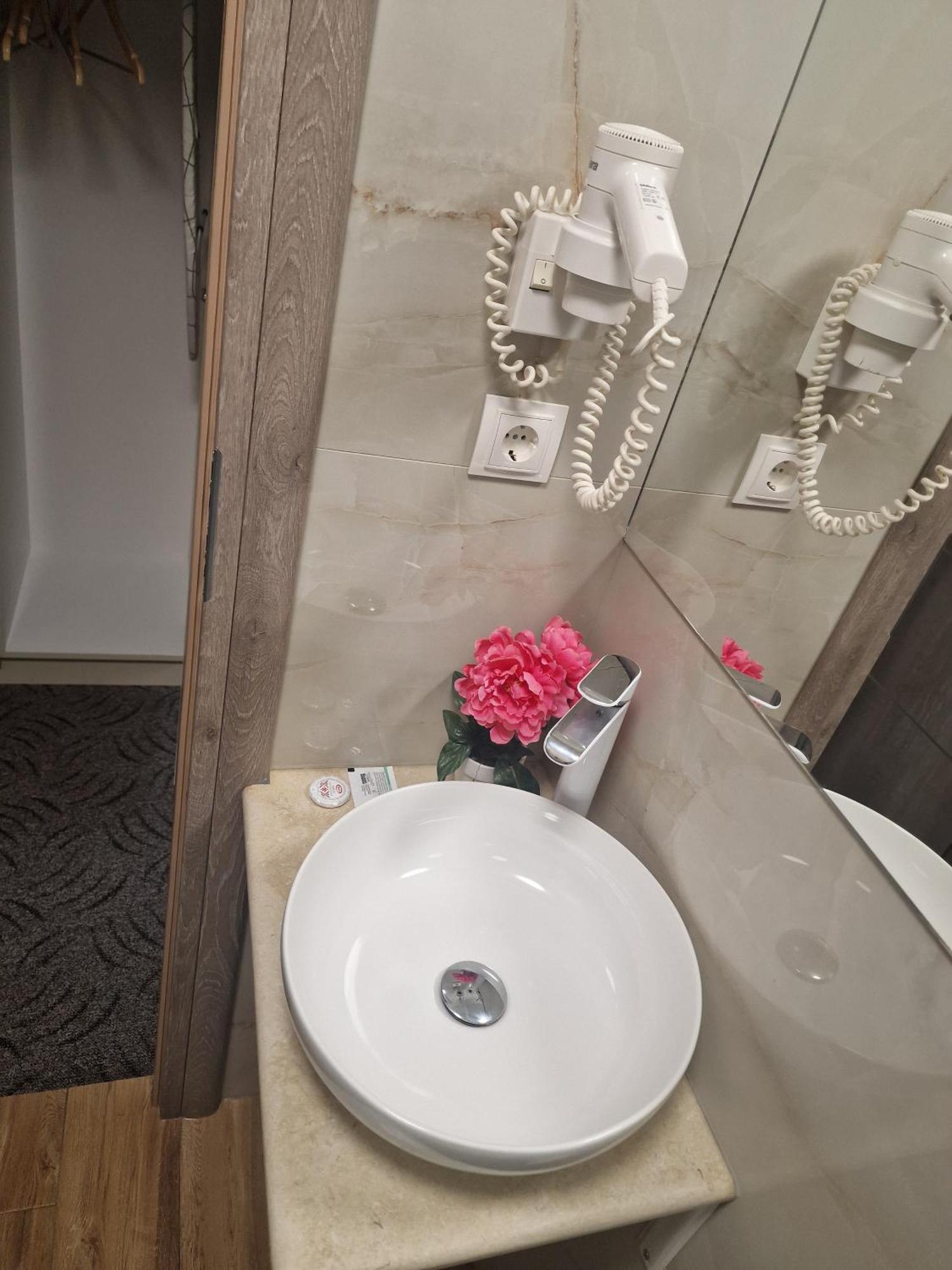 Motel Laguna بيوش المظهر الخارجي الصورة